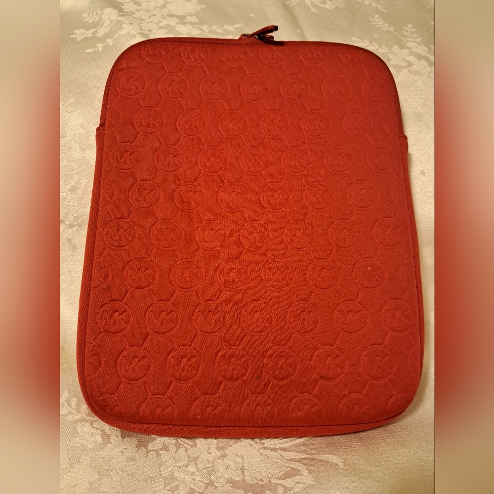 Michael Kors Red Tablet Case - Picture 3 of 7